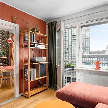 Wehost Spacious Traveller's Hq Above Metro @vilhonvuorenkuja 16 Apartament *