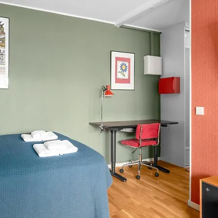 Wehost Spacious Traveller's Hq Above Metro @vilhonvuorenkuja 16 Apartament *