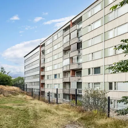 Lägenhet Wehost Spacious Traveller's Hq Above Metro @vilhonvuorenkuja 16 Helsingfors